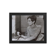 Audrey Hepburn signed portrait photo Reprint